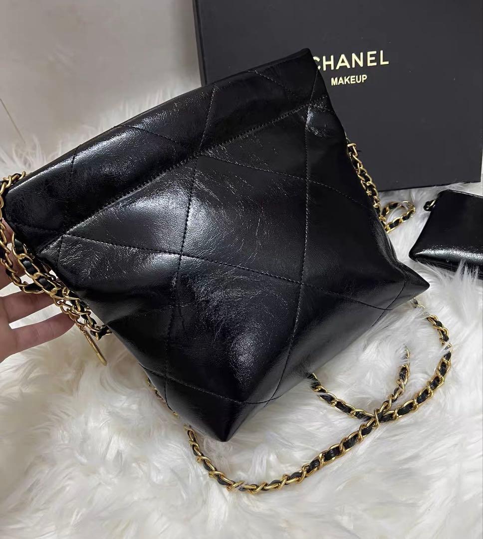 CHANEL ノベルティ チェーンバッグ パール ポーチ付き　箱付き