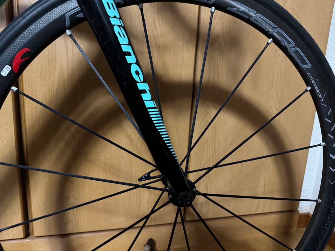 レース仕様！BIANCHI OLTRE XR3 Di2 レーシングゼロカーボン