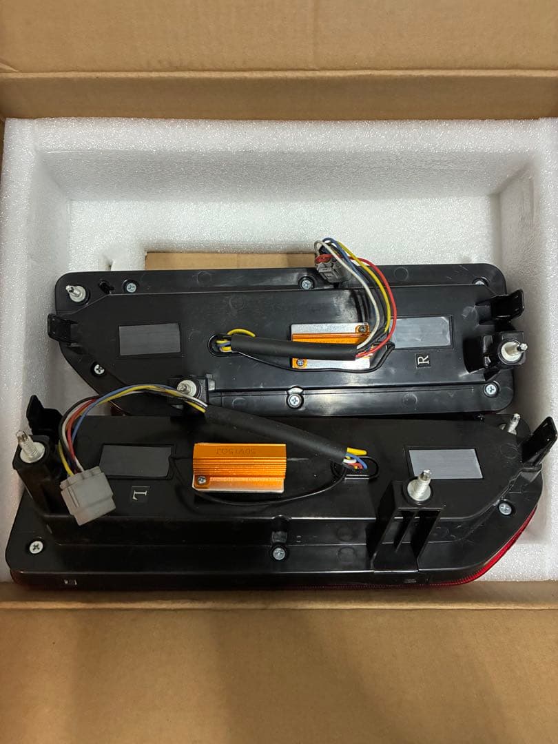 ジムニー JB64 JB74 JC74 LEDテール 流れるウィンカー