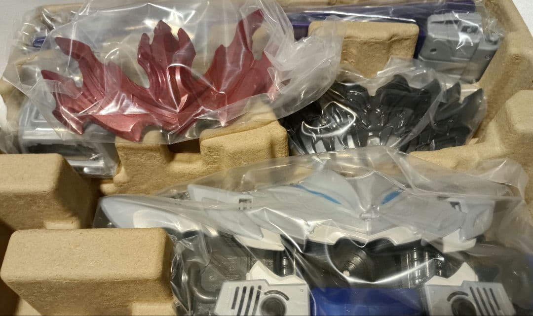 変身ベルト　ブリードガヴ　仮面ライダーガヴ　仮面ライダーカリエス　ゴチゾウ欠品