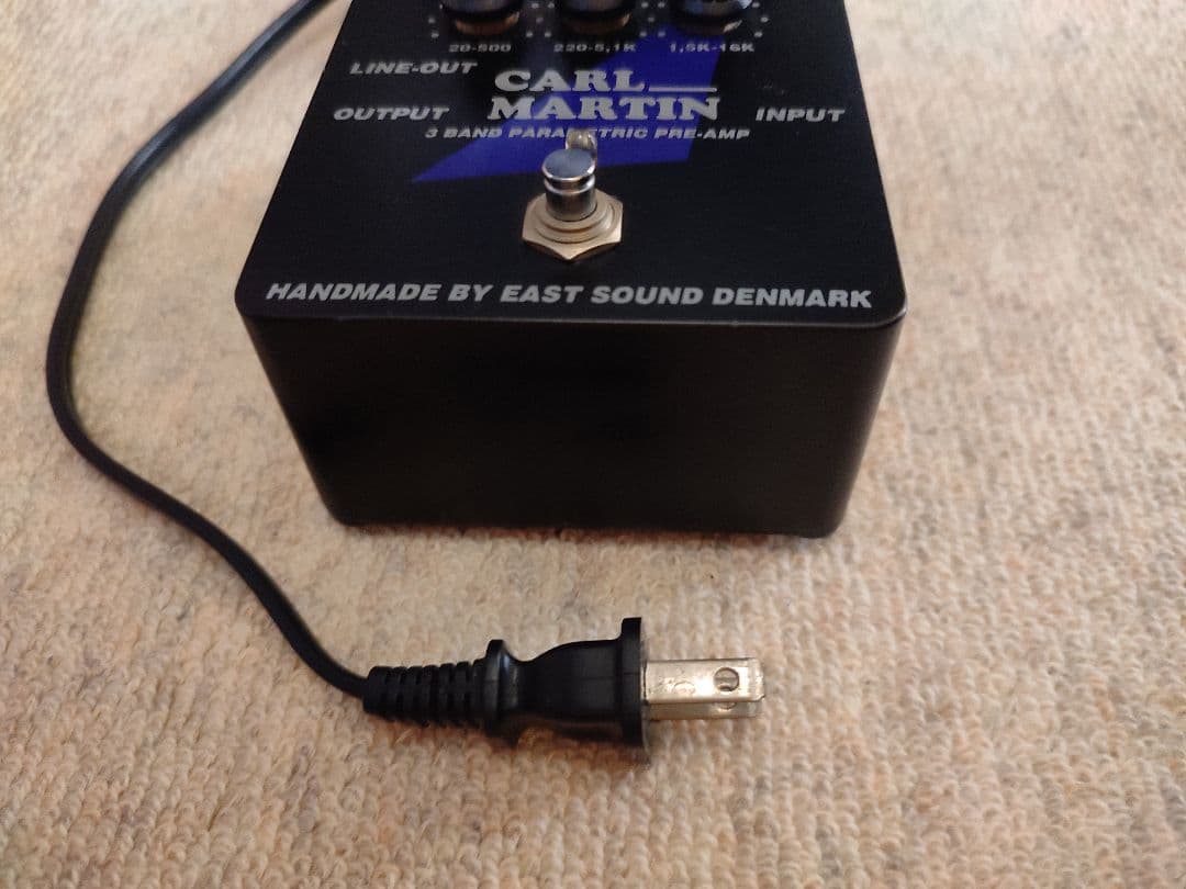 ギター CARL MARTIN 3 BAND PARAMETRIC PRE-AMP