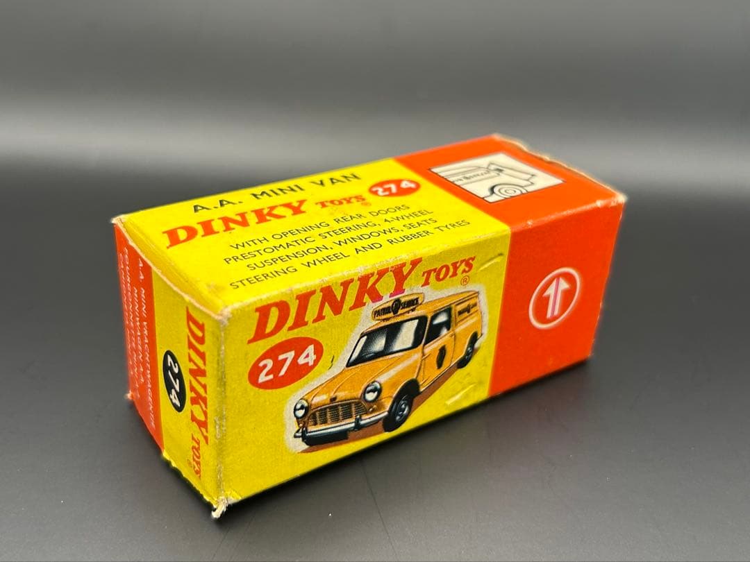 DINKY TOYS A.A. MINI VAN 274 ロードサービスミニバン