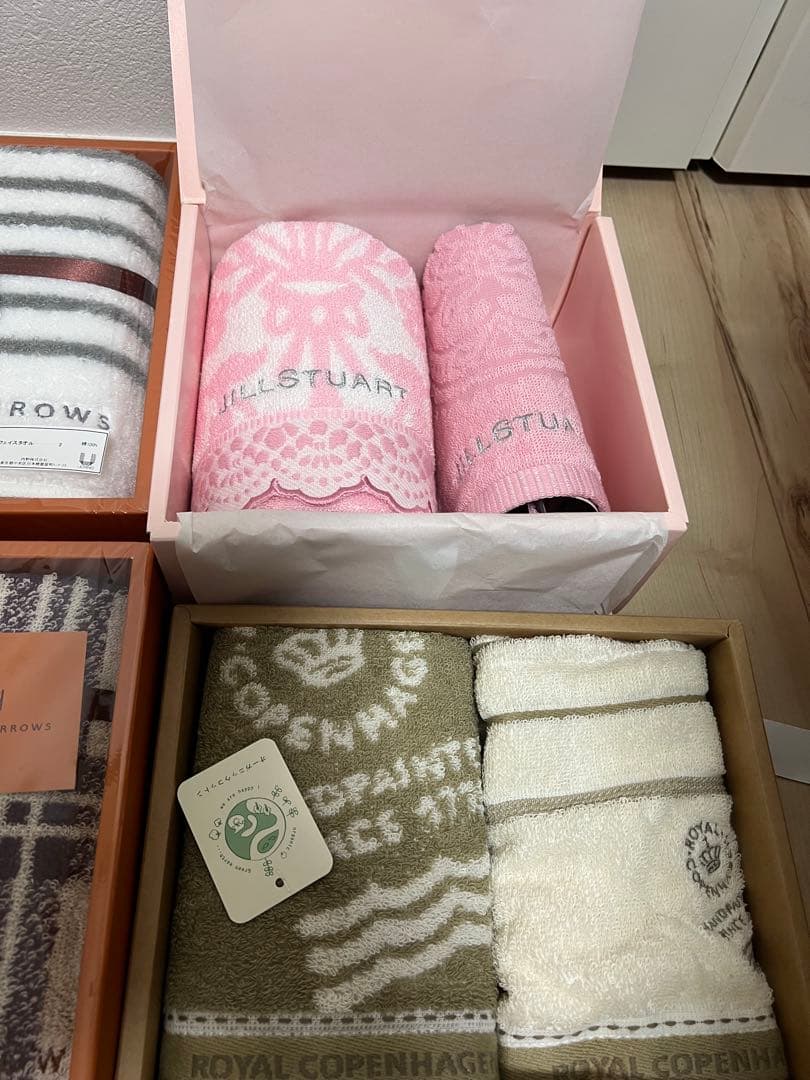 【新品】ユナイテッドアローズ　ジルスチュアート　アーバンリサーチ等　タオル