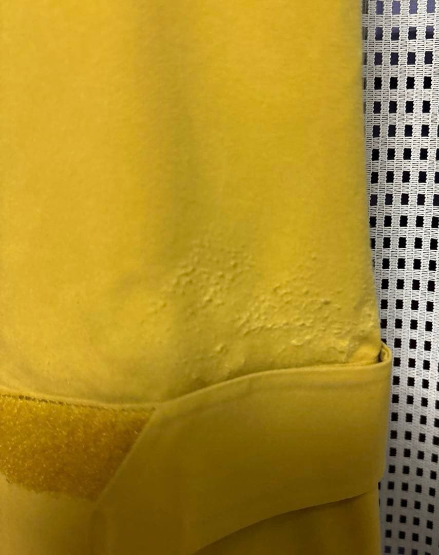 DESCENTE スキーウェア　Mサイズ　2022-2023 サルファーイエロー