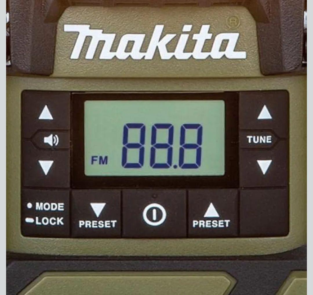 マキタ 充電式ランタン付ラジオ MR008G（本体のみ・未使用）