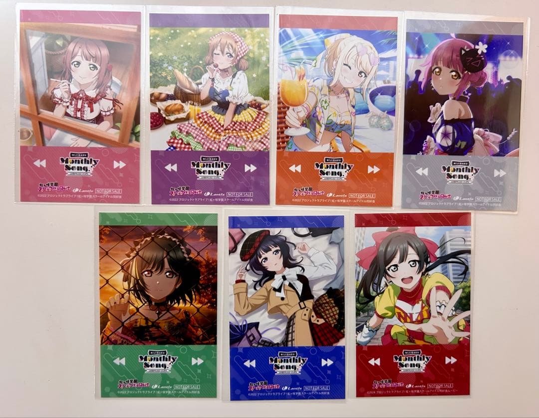 虹ヶ咲 NIJIGAKU Monthly Songs♪ 12枚収納CDボックス