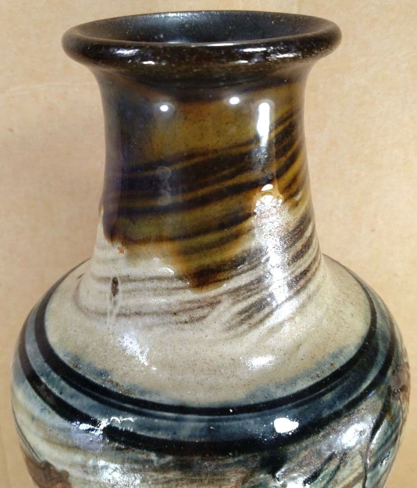 れれれ【本物保証】金城次郎 魚紋嘉瓶 共箱 栞 人間国宝 壷屋焼 美品