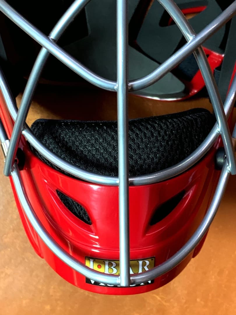 新品2026年★アメリカ国内限定☆アンダーアーマー☆キャッチャーヘルメット☆赤