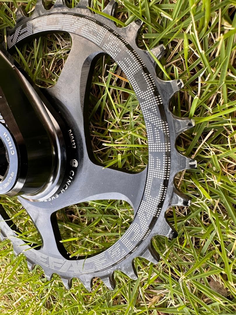 RACEFACE Turbine / Cinch クランクセット 32T