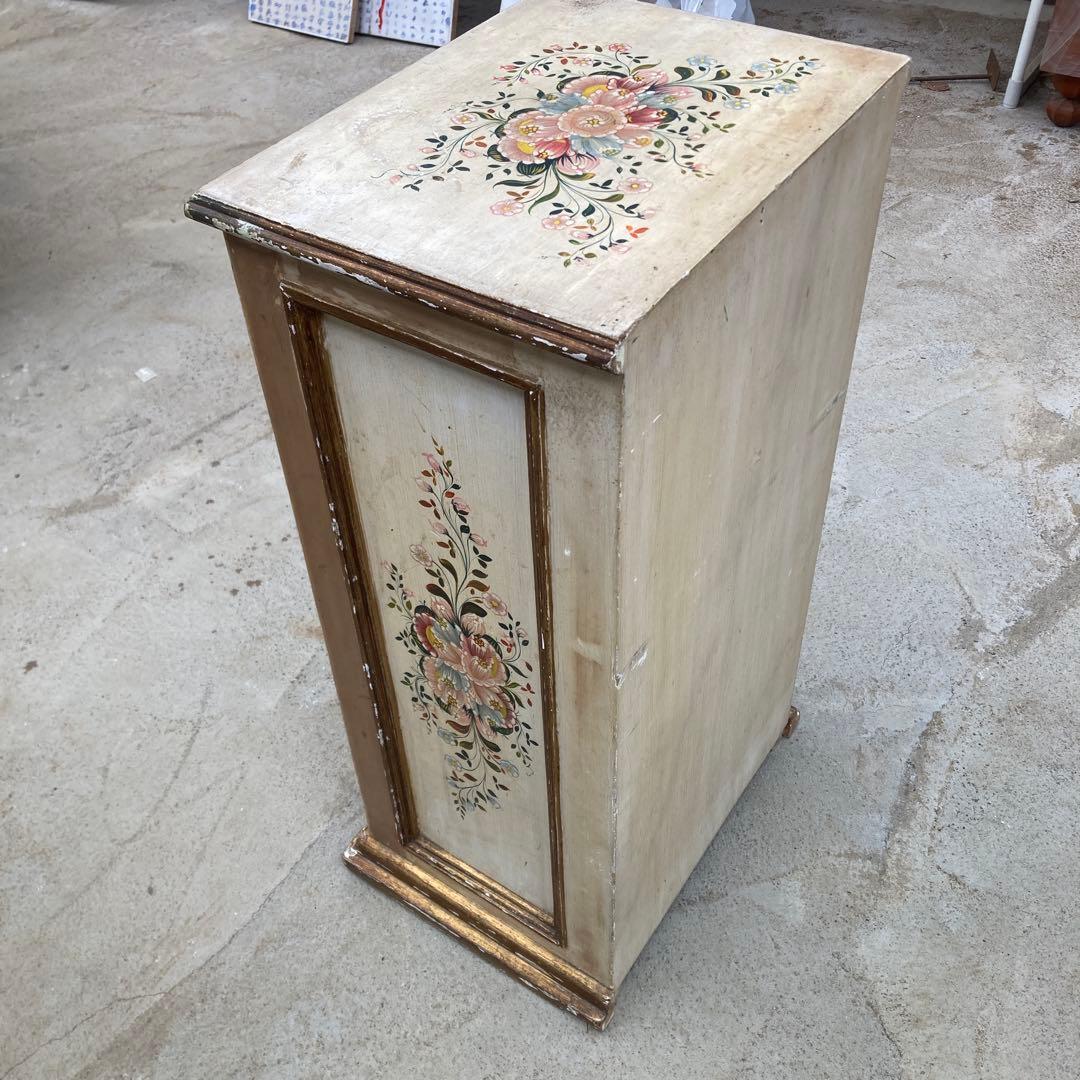 n*2様 西洋 古家具 チェスト 7段 花柄 イタリア製 アンティーク