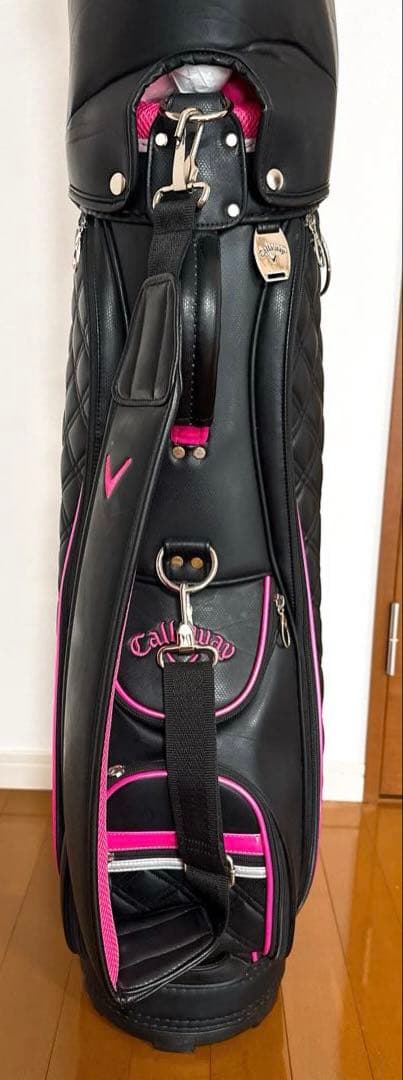 美品　Callaway キャディバッグ 黒/ピンク