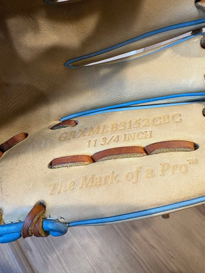 【今月限り期間限定価格】　ローリングス 軟式　グローブ 黒/青 MLBロゴ