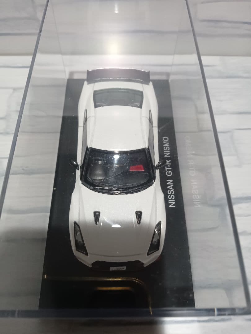 1/43 日産　GT-R R35 ニスモ　ディーラー品　ミニカー　ホワイト