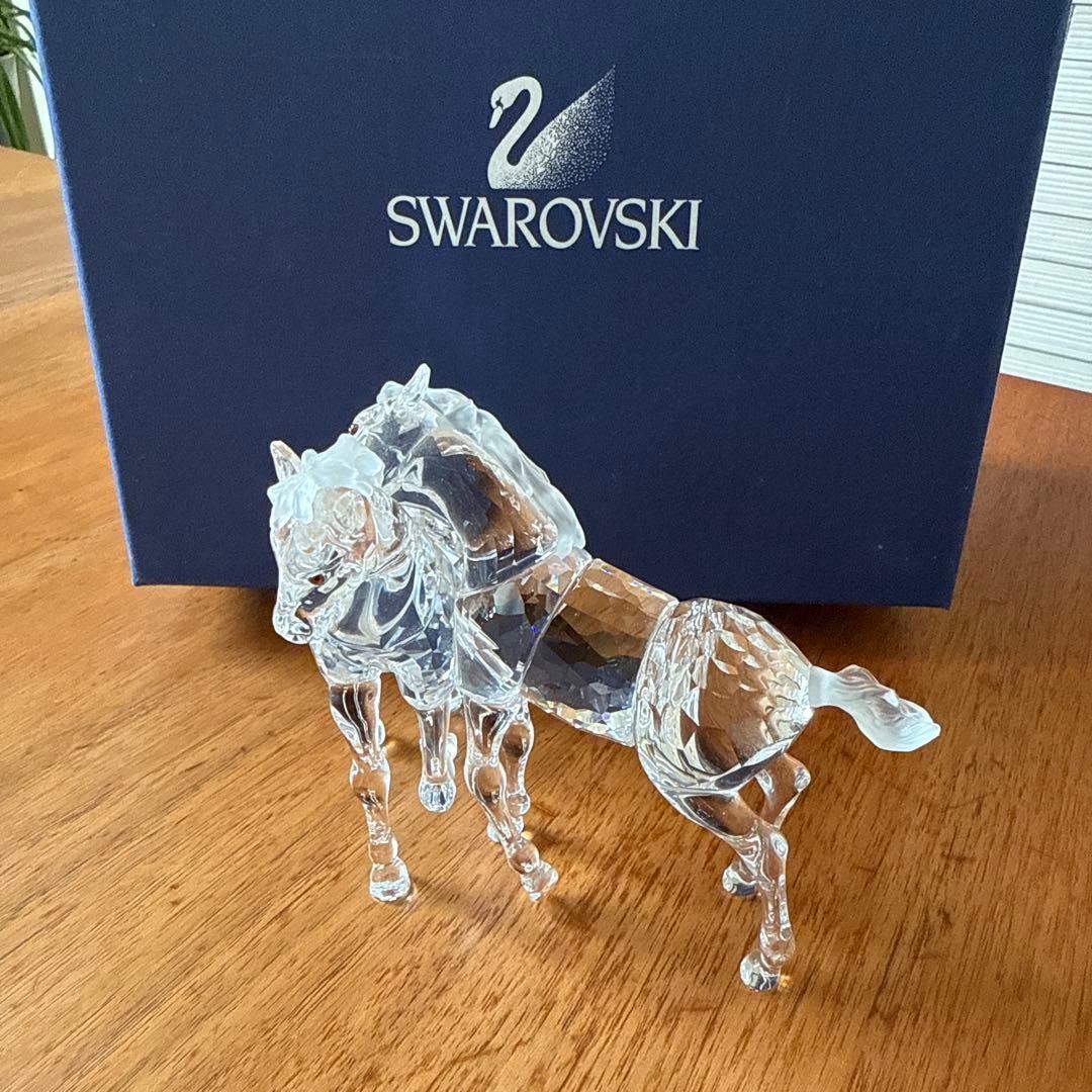 スワロフスキー　馬　クリスタル　置物