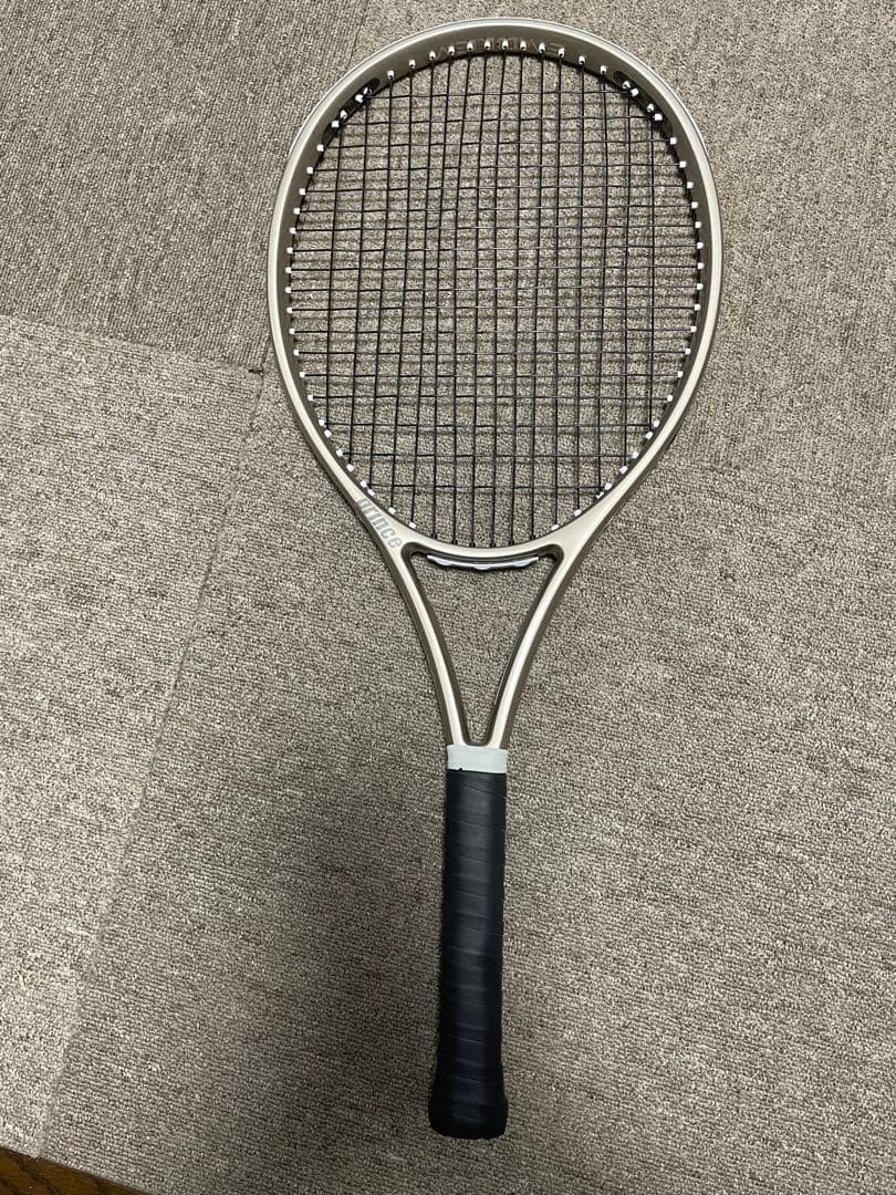硬式テニスラケット　PRINCE エンブレム110
