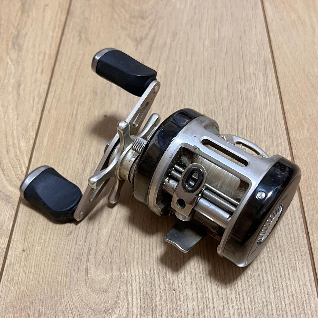 RYOBI リョービ VARIUS F200　他　リール5点まとめ売り