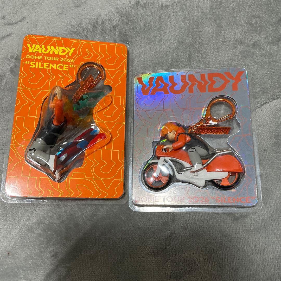 VAUNDY DOME TOUR2026 SILENCE キーチェーン ２種ペア
