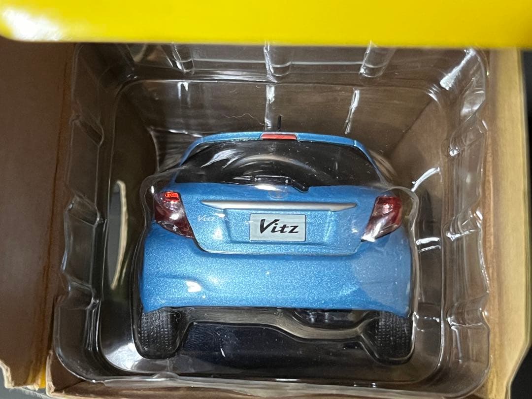 カラーサンプル ミニカー 1/30 トヨタ ヴィッツ クールソーダメタリック