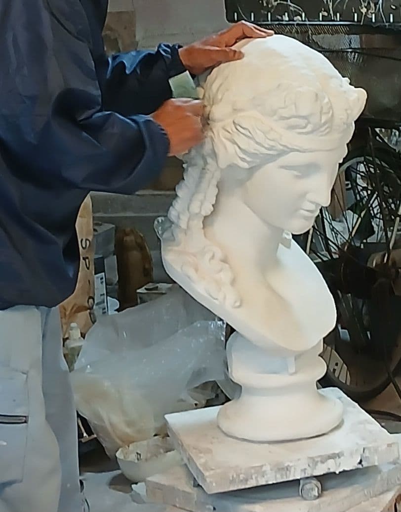 アポロ胸像。81cm