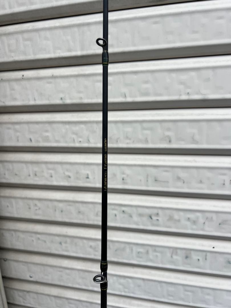 デストロイヤー バスロッド カーボン製