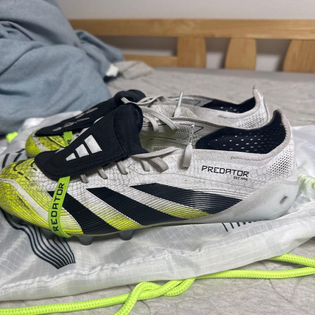 Adidas Predator スパイクシューズ