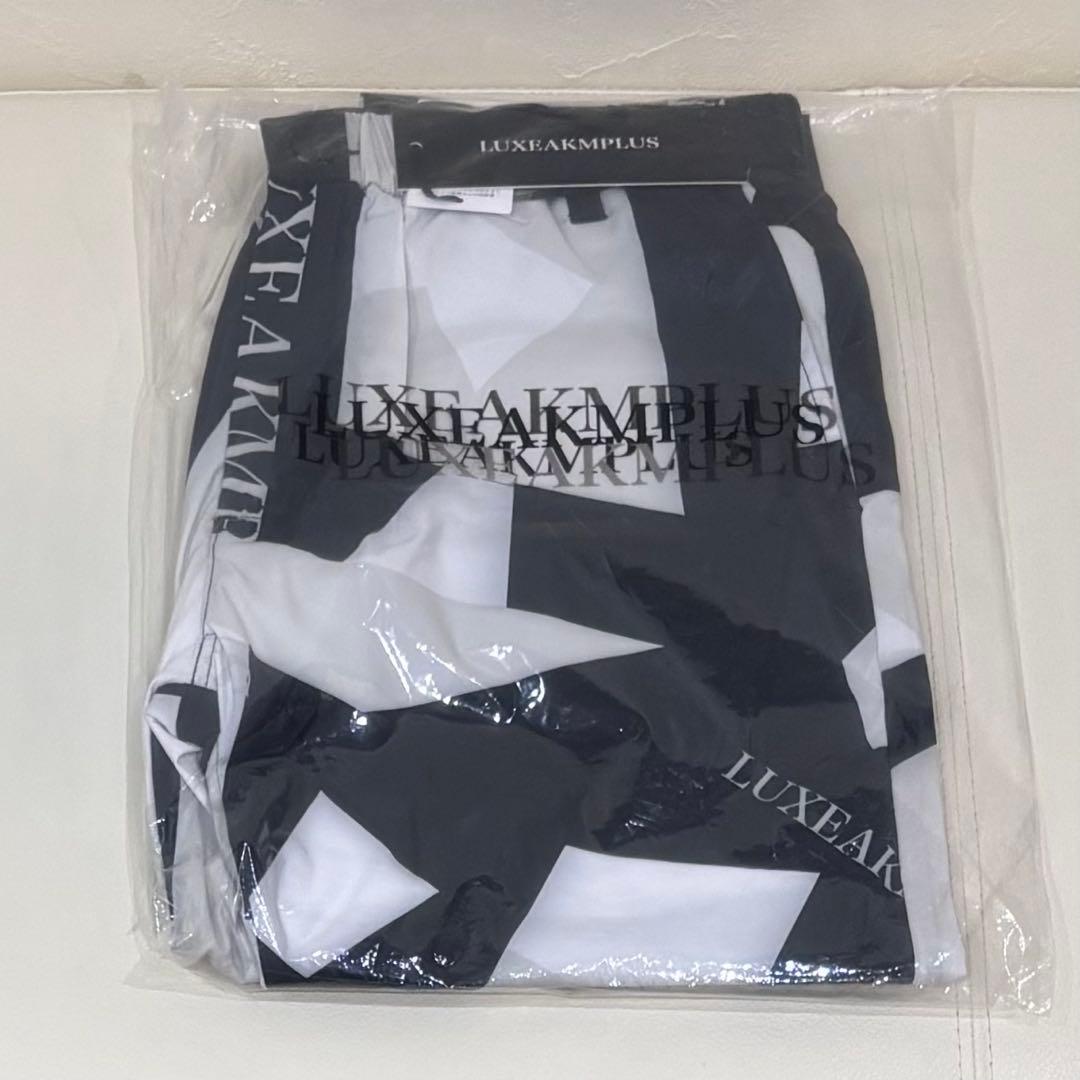 新品【LUXEAKMPLUS】リュクスエイケイエムプラス ゴルフ セットアップ