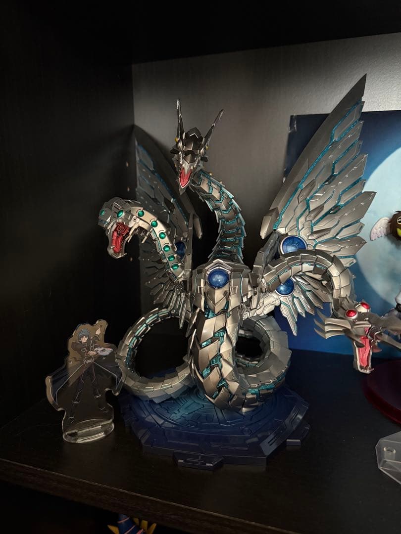 遊戯王 メガハウス サイバーエンドドラゴン カイザー亮のアクスタ付き