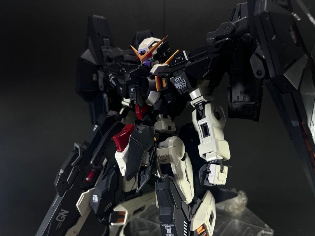 ガンプラ塗装済み完成品　mg ガンダムデュナメス リペアIII