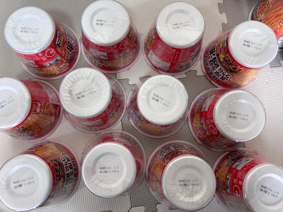 カップラーメン　カップ焼そば　計６３個　まとめ売り