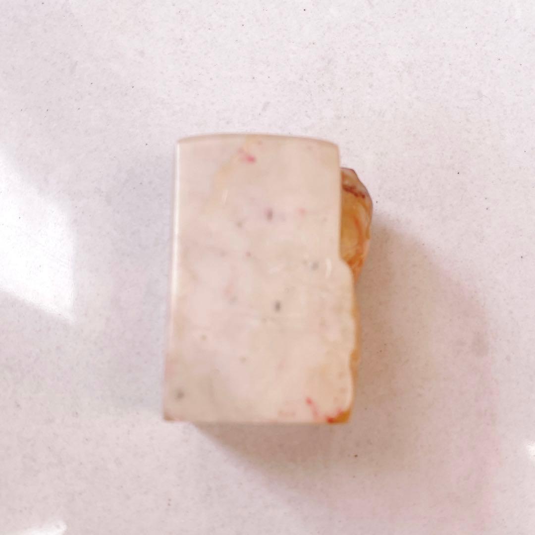 印材　鶏血石　昌化石　天然　金魚