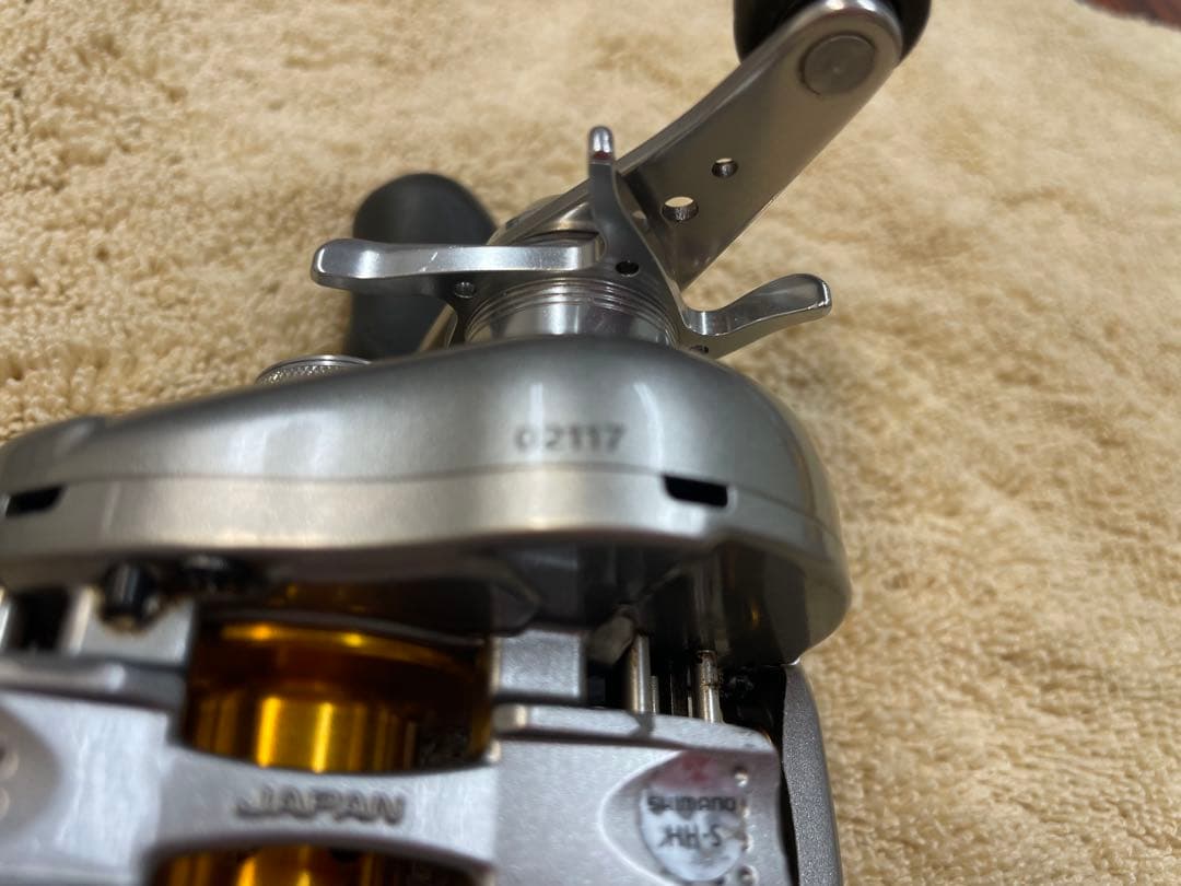 シマノ 07メタニウム Mg 右ハンドル