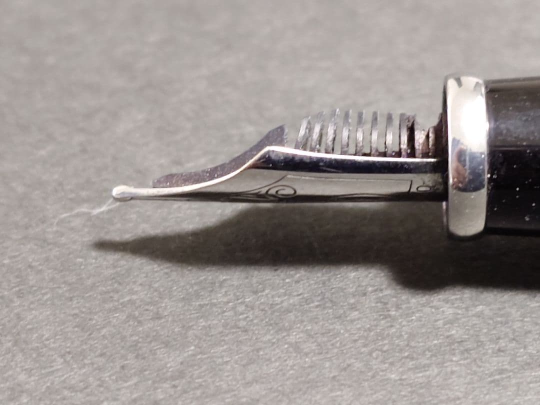 カルティエ 万年筆 ディアボロ・ドゥ・カルティエ