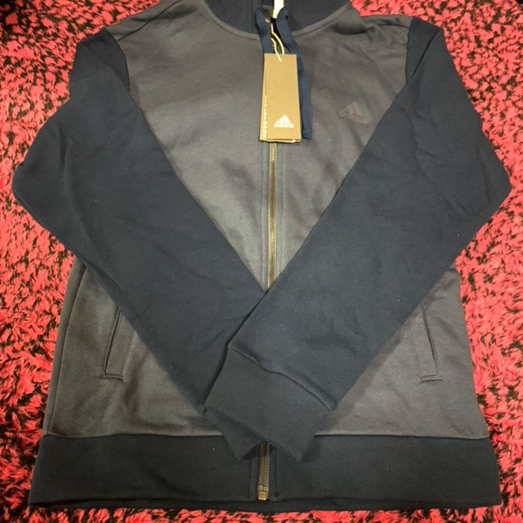 アディダス パーカーセットアップ