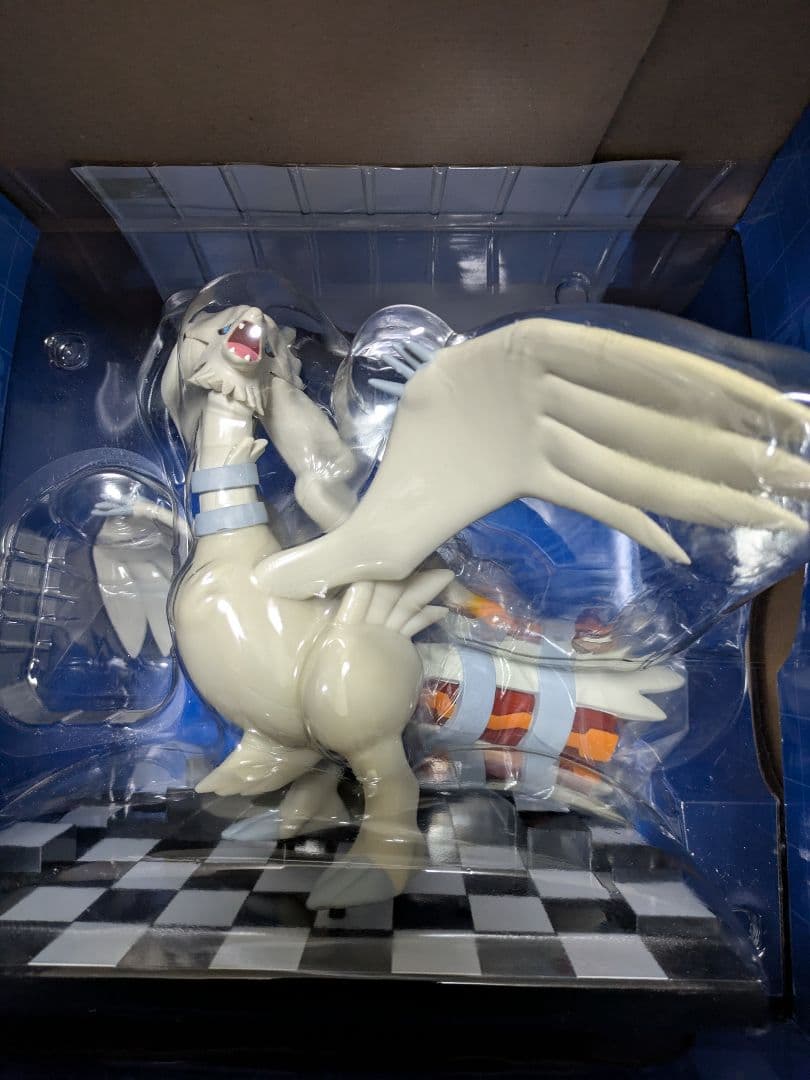 希少　ポケモンわくわくゲットくじ2011レシラムフィギュア賞(ホワイト)