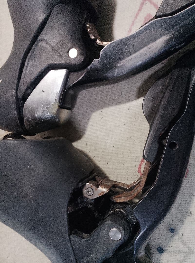 Stiレバー Shimano105 ST-5700