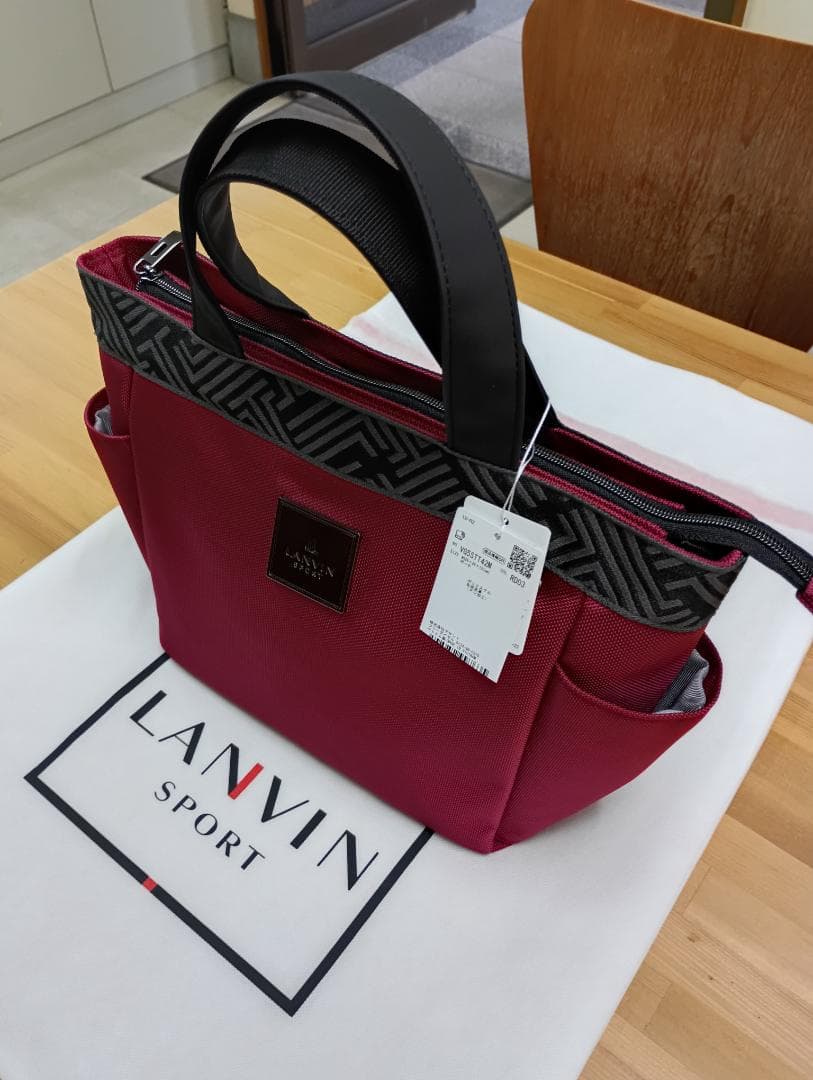 2025年モデル★未使用品　LANVIN SPORTハンドバック
