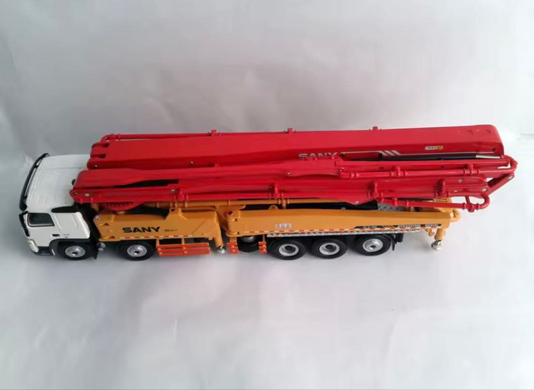 ダイキャストスケール 1:50 三一重工 62メートルポンプトラックモデル