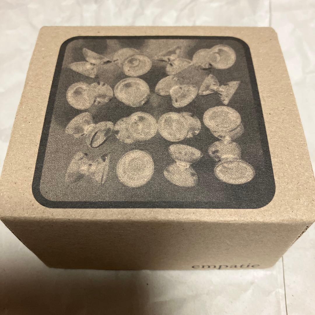 Empathy Apathy エンパシー アパシー　ブラック