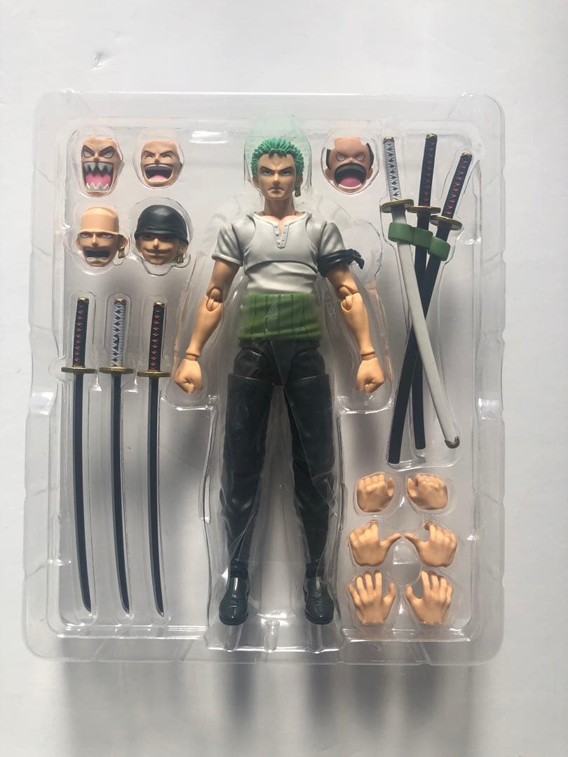 s.hフィギュアーツ　ロロノア・ゾロ　ジュラキュール・ミホーク