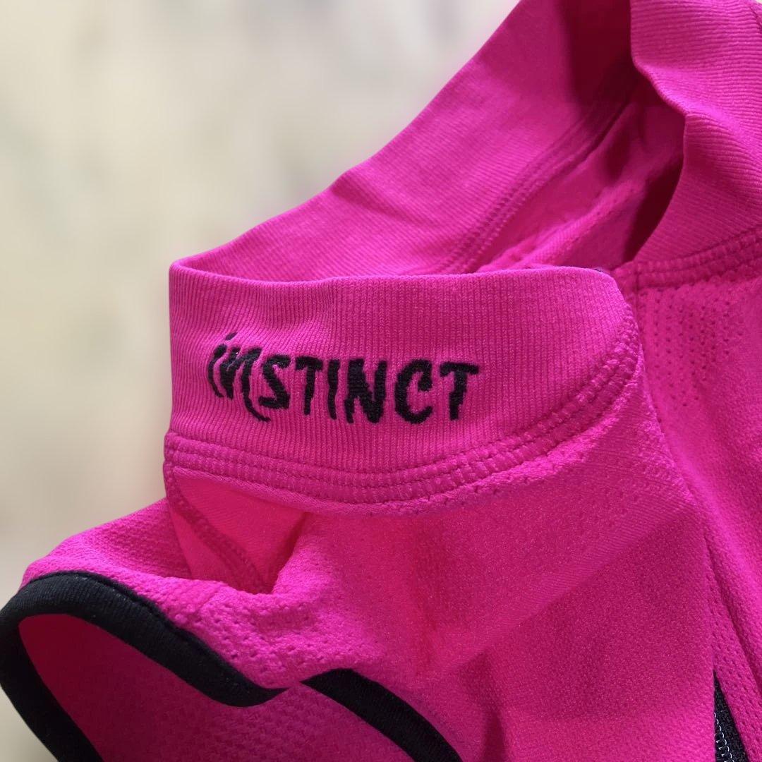 URBAN INSTINCT ノースリーブ ヨガウェア ピンク