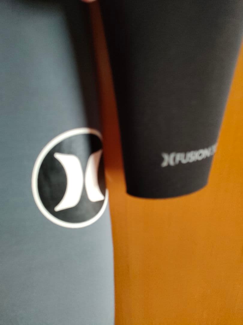 Hurley フルスーツ ブラック/グレー ML 未使用に近い