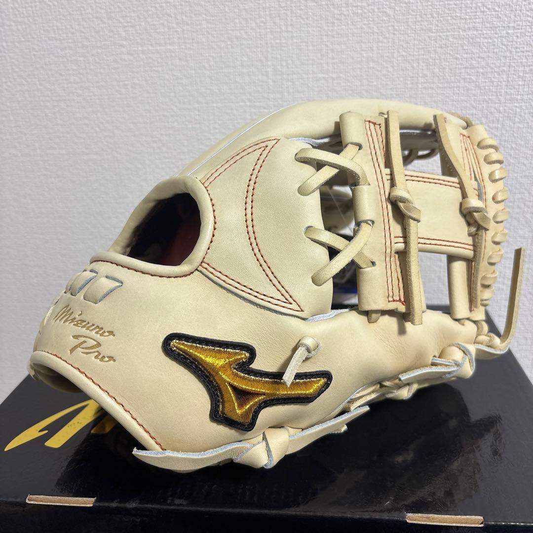 ミズノプロ　硬式用　内野　グラブ　グローブ　定価66,000円　5DNA