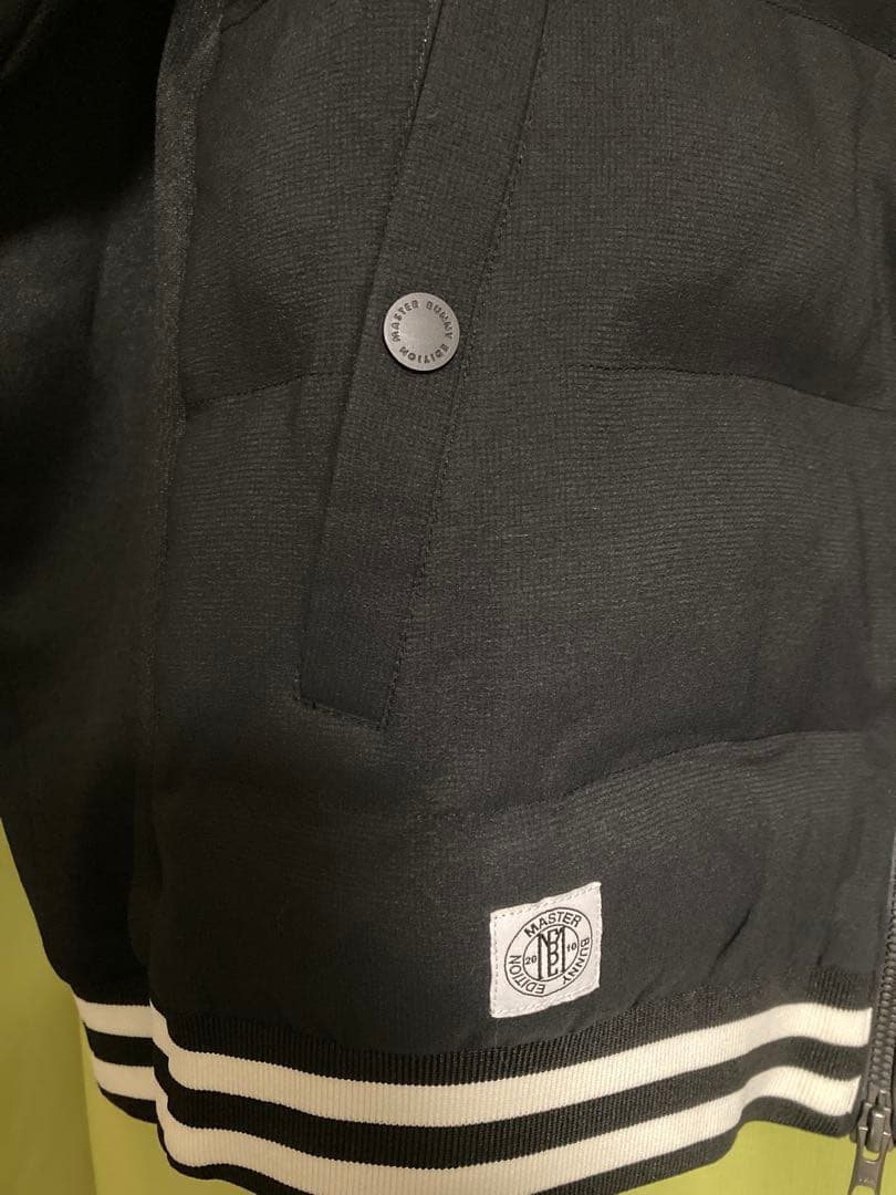 MASTER BUNNY EDITION ダウンジャケット　サイズ4 防風防寒