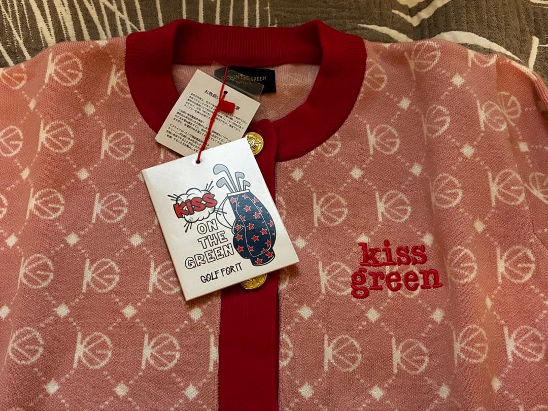 【新品】キスオンザグリーン　ニット上下セット