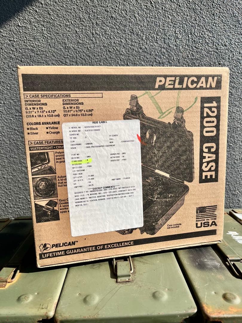 米軍放出未使用品 PELICAN ペリカン1200 ハードケースブラック防水防塵
