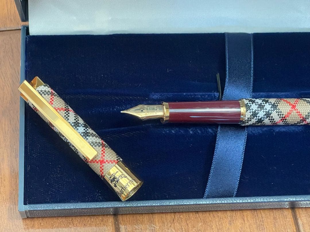 PE736□Burberrys バーバリー 万年筆 ペン先14K-585 M