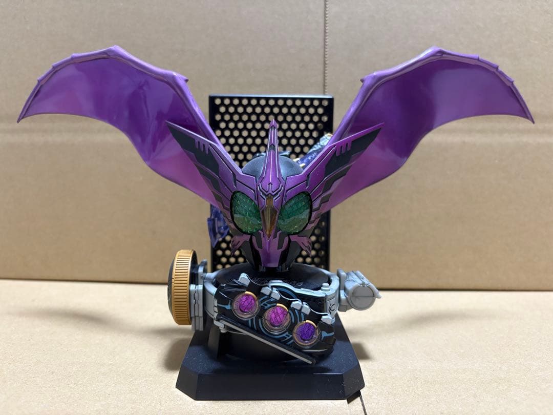 仮面ライダーオーズ マスクコレクション プレバン限定台座付き4体セット