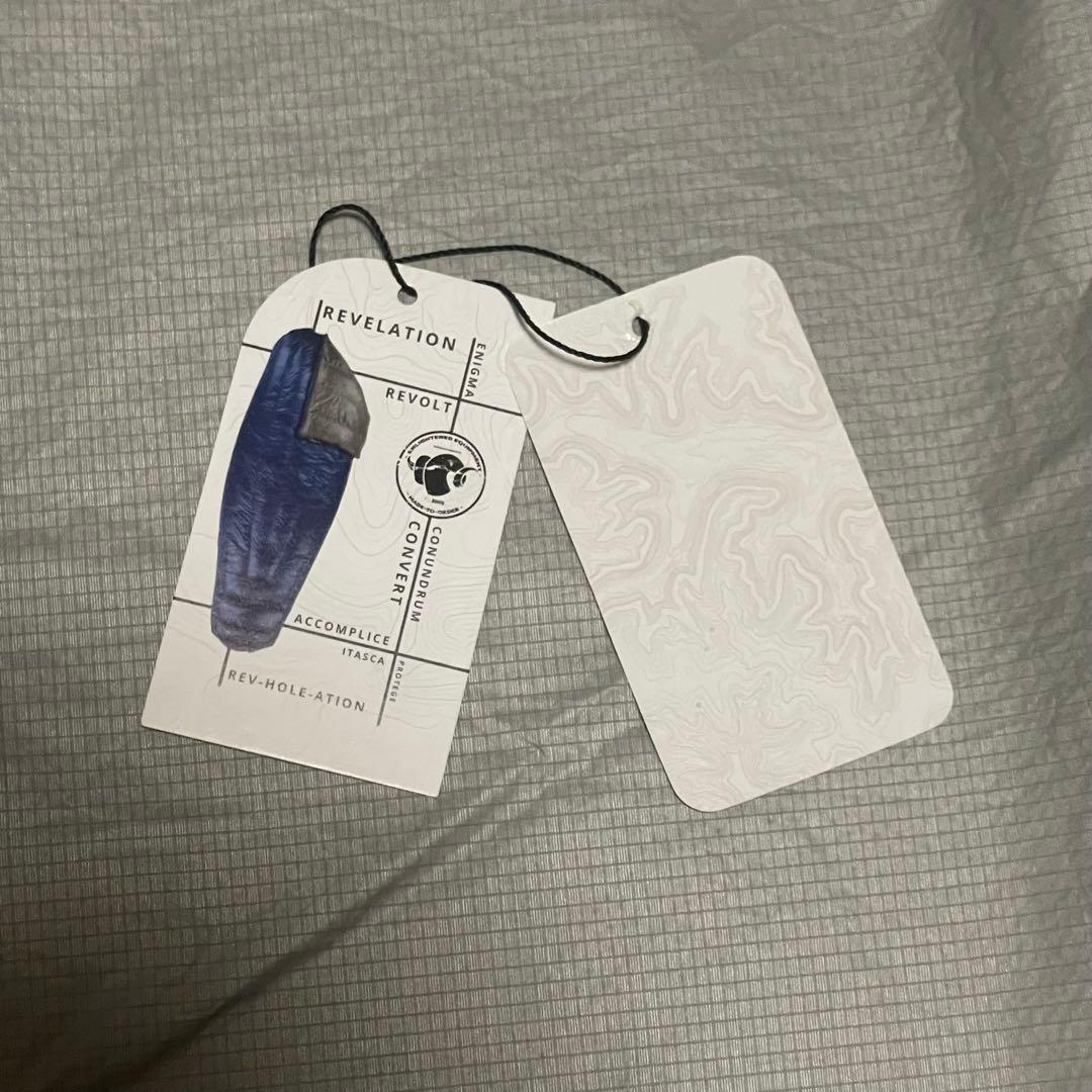 【未使用】EE レベレーション キルト 950FP 20°F ドラフトカラー付