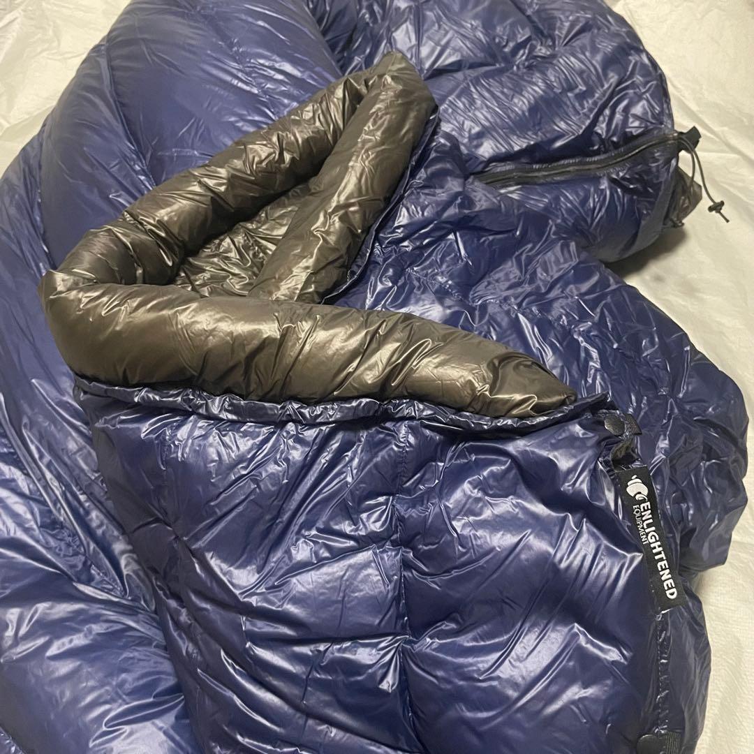 【未使用】EE レベレーション キルト 950FP 20°F ドラフトカラー付