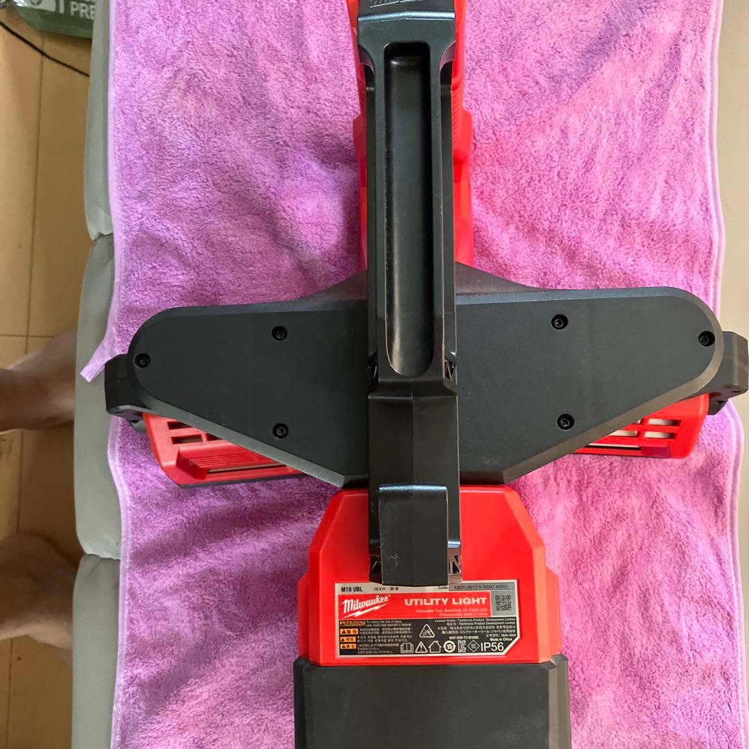 Milwaukee Utility Light IP56 防水 LEDライト